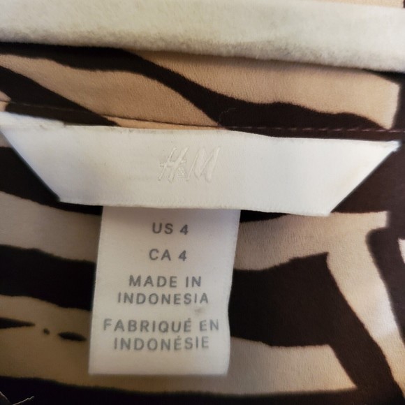 HM Size 4 Woman's Tiger Print Sheer  Button Down Blouse - Picture 3 of 6